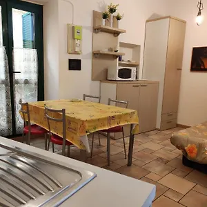 Bilocale Nella Vecchia Citta' Di Menton